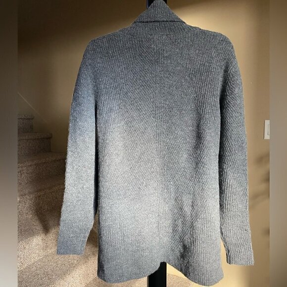 Sweet Romeo Gray Sweater Abstract Ribbed Turtleneck Tunic Sweater Size M - Picture 5 of 9